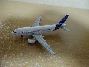 1/400　ドラゴン　エアバスハウスカラー　A319