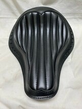日本初上陸 Lucky Custom Leather製 本革サドルバッグ サドルシート ツールバッグ 最高級イタリアンレザー ブラック×ブラック ハーレー_画像3