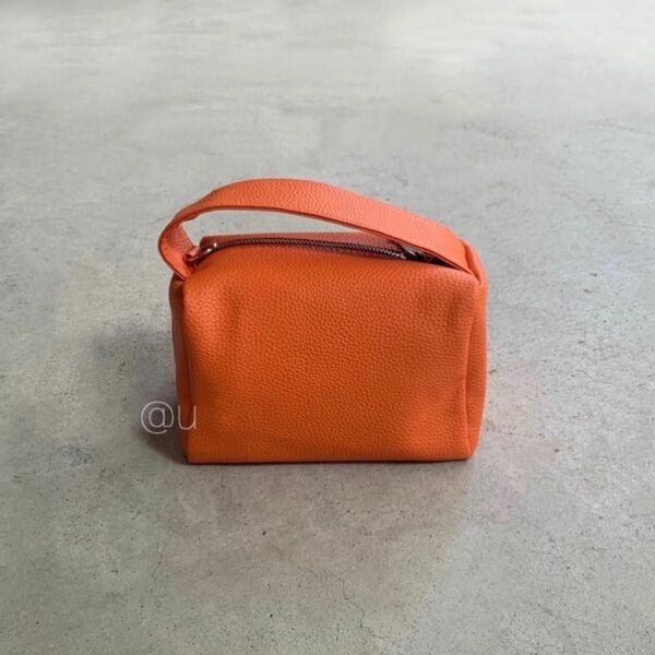 ◎スクエアボックス ショルダーバッグ 2way オレンジ 斜めがけ ハンドバッグ 新品未使用 美品 マット レザー 鞄 bag 
