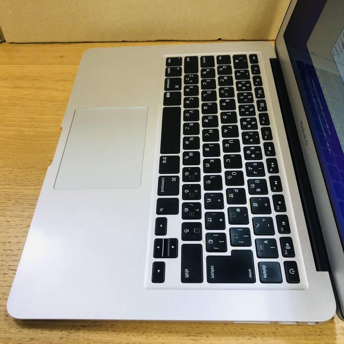 Apple Macbook air 2017 13インチ1.8Ghz i5 8GB 256GB 充放電1088回