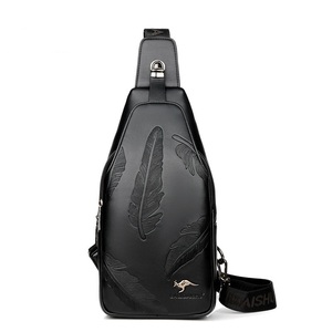 メンズ ボディバッグ レザー 鞄 斜めがけバッグ 軽量 通勤 ビジネス ２色 ブラック