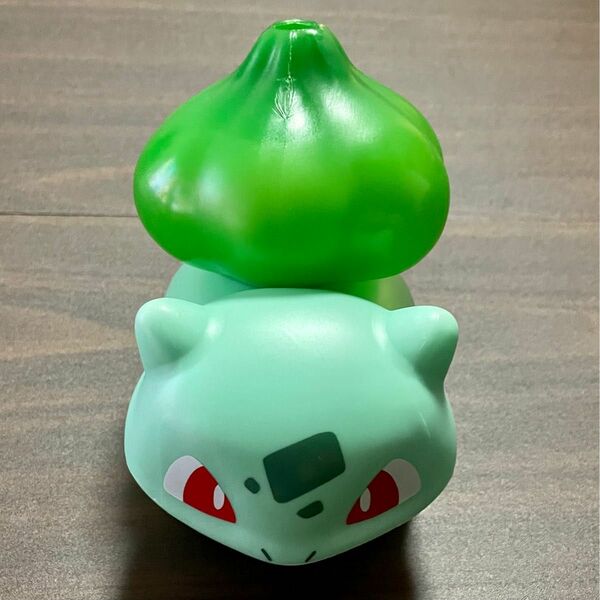 ユニバ限定　ポケットモンスター コラボ商品 フシギダネ フローズンボトル