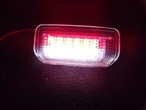 トヨタ LED２色 白点灯/赤点滅 プラド150系 ドアランプ　カーテシランプ 　　 　_画像1