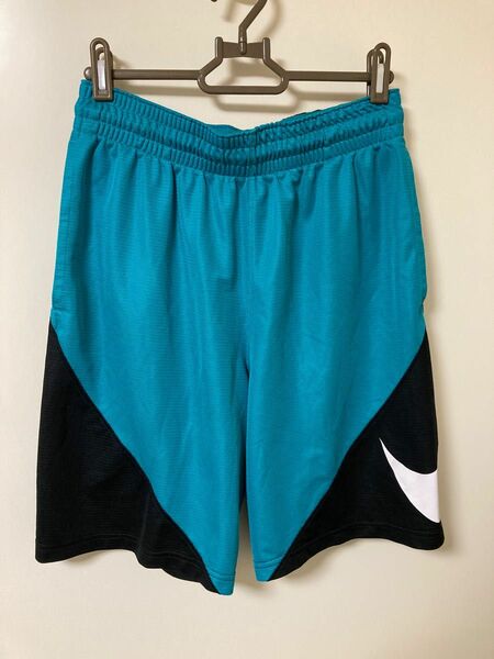 ハーフパンツ NIKE L