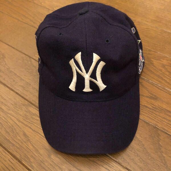 NEW YORK YANKEES ベースボールキャップ実物