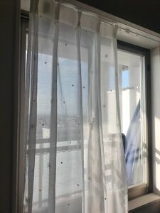 シャーメゾン小窓用　レースカーテン