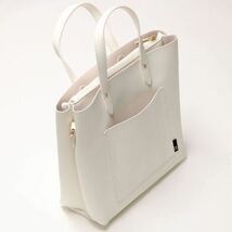 新品！ROOTOTEルートート　LT.スクエア.Light-tote 2wayバッグ ハンドバッグ ショルダーバッグ ホワイト_画像6