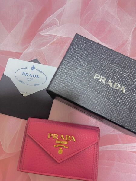 PRADA プラダ　ミニウォレット　お財布　ウォレット　サフィアーノレザー 