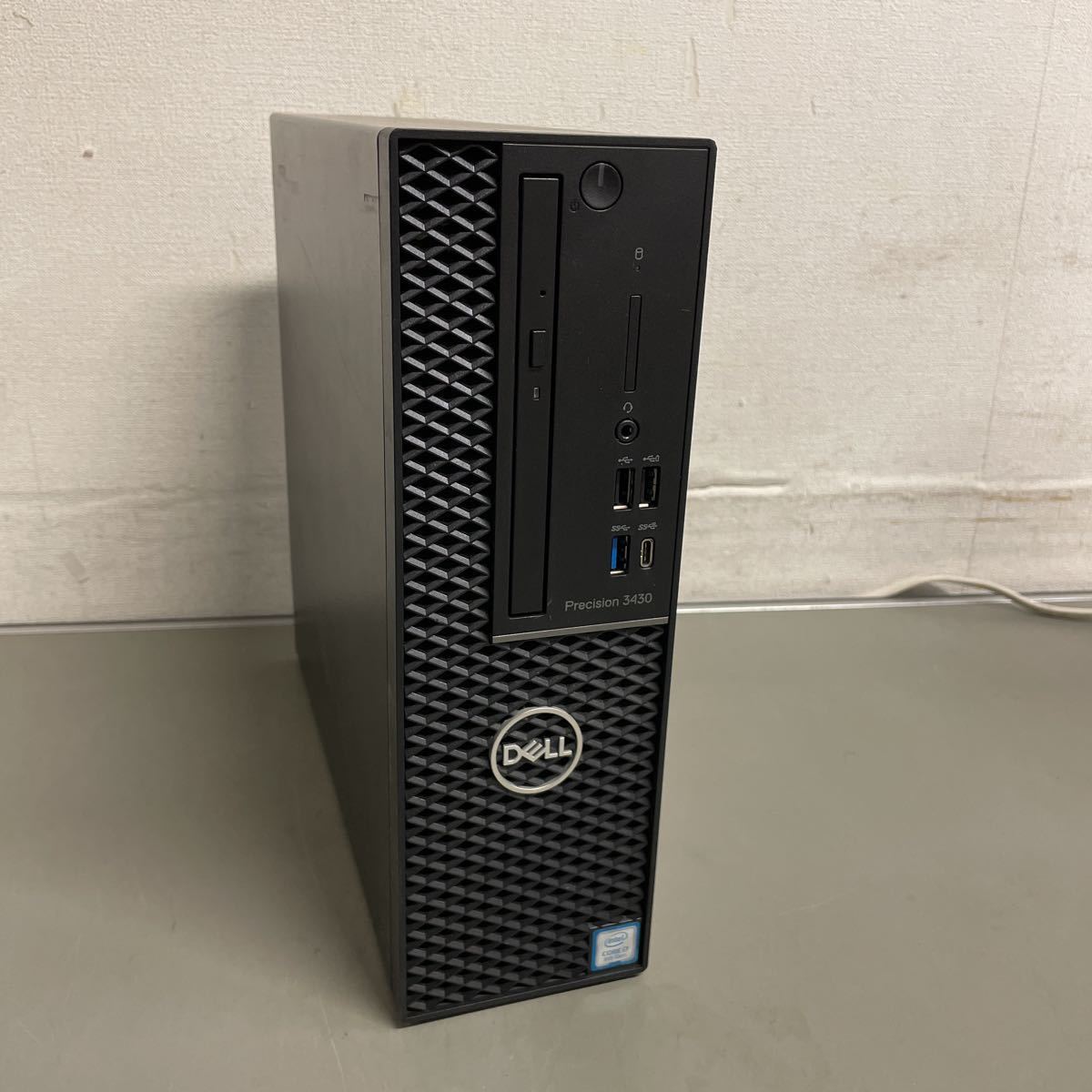 1円スタート】DELL Inspiron 22-3280 Core i3-8145U 2.1GHz/4GB