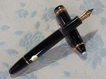 即決★万年筆★MONTBLANC MEISTERSTUCK モンブラン マイスターシュテュック★146 吸入式★ペン先14C 585★F★箱付★美品 未使用？_画像4