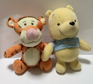 2003 アミューズメント　ティガーとプーさんのぬいぐるみ　非売品