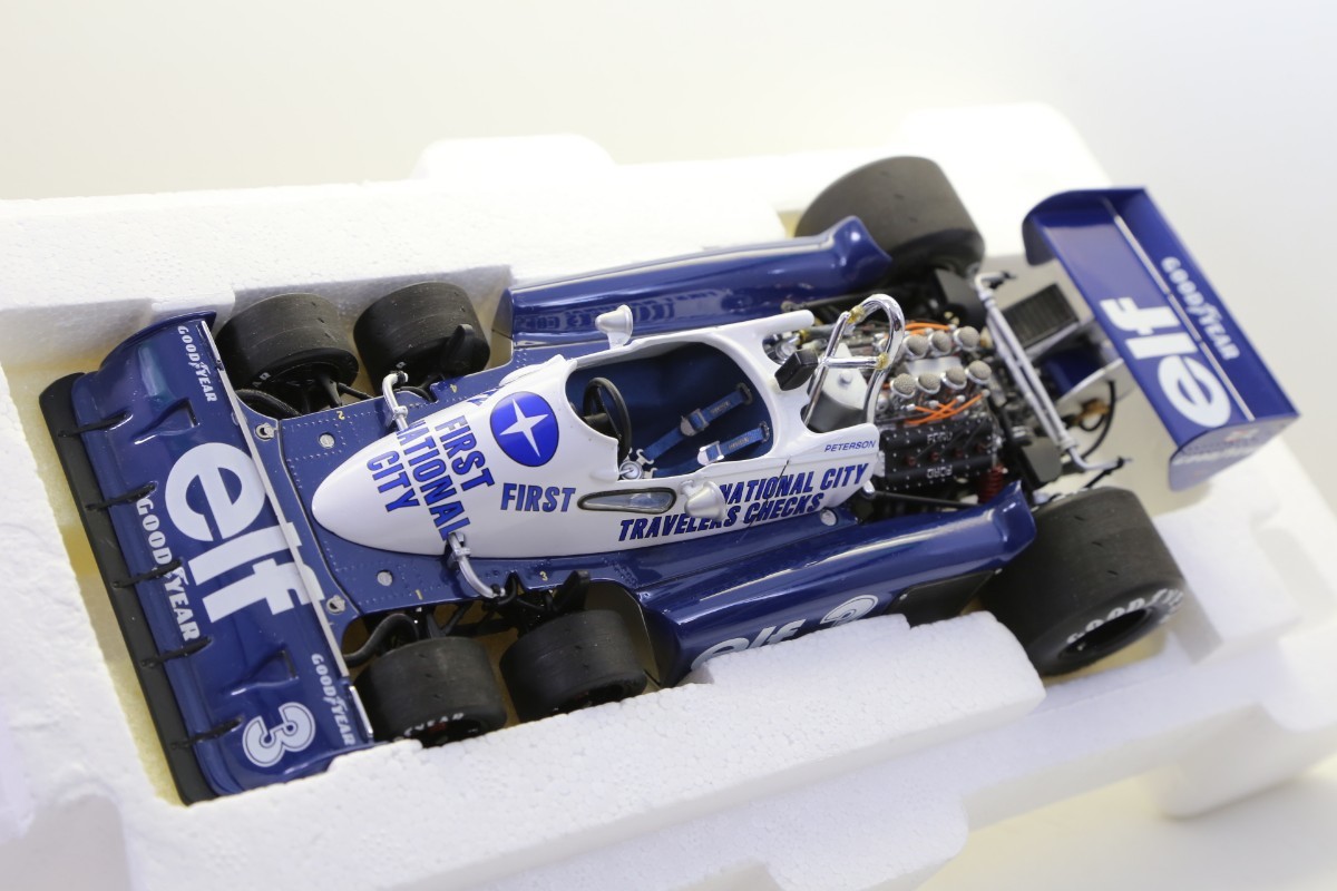 Exoto 1/18 ティレル・フォードＰ３４（6輪）ＧＰクラシックシリーズ-