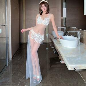 S0729　ワンピースレディース　　超sexy　20代30代40代　　極美品　●　　演奏会ドレス　　ノースリーブ　　white