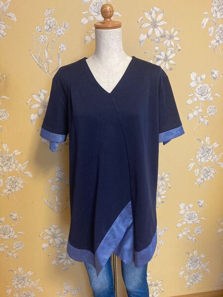 Tシャツ カットソー 変形 紺色 レディース LLサイズ
