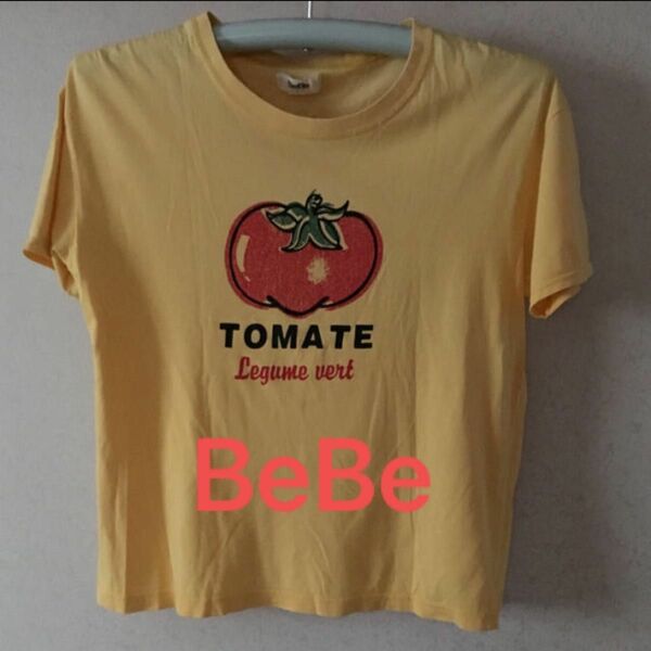 Bebe Tシャツ