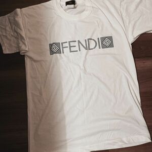 FENDI フェンディ ロゴTシャツ ヴィンテージ ホワイト 50