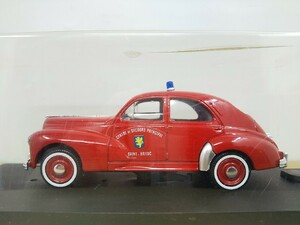 ■ veremベレム COLLECTION PASSION 1/43 REF 247 PEUGEOT 203 プジョー 消防ミニカー