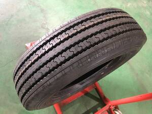 m546-1-5 ☆215/70R17.5 2019年中古タイヤ1本！ ヨコハマ　RY103 残溝12ｍｍ 新車外し k30