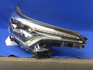 トヨタ C-HR ZYX10 右ヘッドライト コイト 10-111 LED 中期 刻印:7 [F-5136]