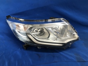 ホンダ ステップワゴンスパーダ 標準車 RP3 右ヘッドライト 33100-TTA-931 LED 前期 [H-2351]