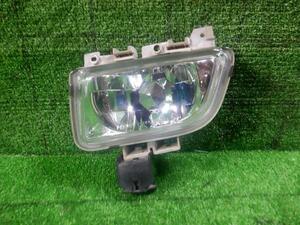 ＭＰＶ GF-LW5W 左フォグランプ スポーツ 4WD 22V L081-51-690A