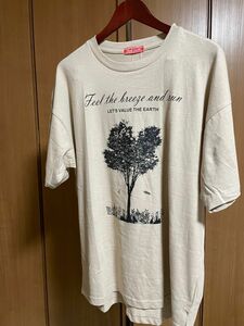 新品 木デザインTシャツ 綿 M〜L ピースフルツリー ロゴT ベージュコットン