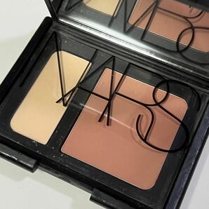 NARS ナーズ コントゥアー ブラッシュ シェーディング ハイライト　値下げ