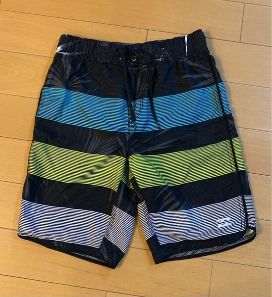 水着　サーフパンツ　billabong Sサイズ 男児用