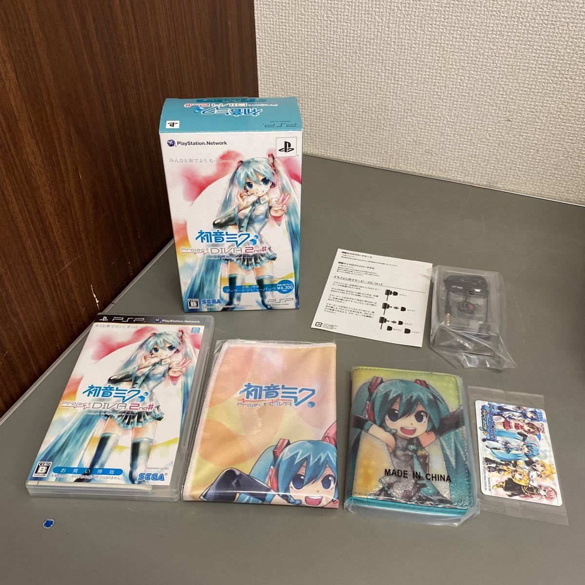 Yahoo!オークション -「psp 初音ミク project diva 2nd」の落札相場