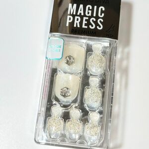 日本未発売品 148 新品 ダッシングディバ マジックプレス ネイルチップ ペディキュア 足爪用 フット 1秒ジェルネイル