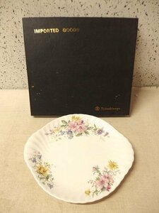 0730286w[ROYAL DOULTON ARCADIA flower . pattern BB plate ] Royal Doulton /a LUKA tia/ large plate / platter / cake plate / boxed / secondhand goods 