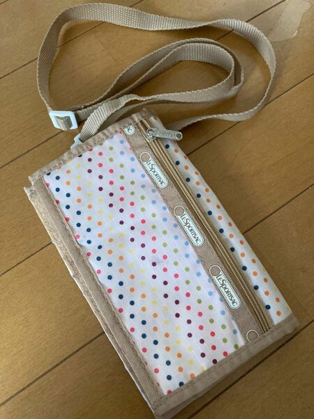 未使用品　LeSportsac ショルダーバッグ