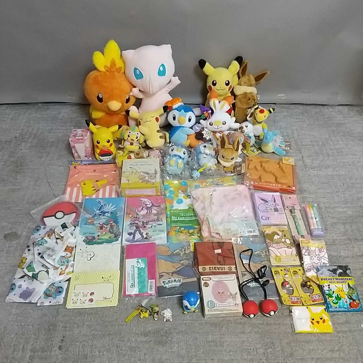 ヤフオク!  ポケモン 目覚まし時計の落札相場・落札価格