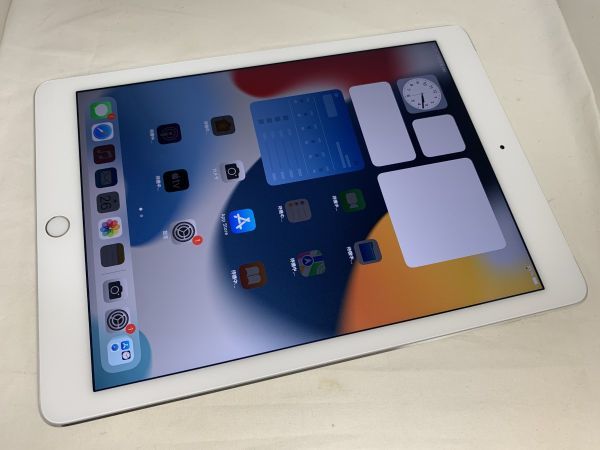 Apple iPad Air 2 Wi-Fi+Cellular 16GB docomo [シルバー