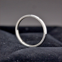 [RING] White Gold Plated Stainless Smooth Simple スムース シンプル ホワイトゴールド 2mm 甲丸スリム リング 20号 (1.6g) 【送料無料】_画像1