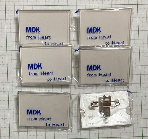 MDK 名札　金属ピン付きクリップ　6コセット　くすみ有り