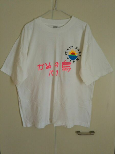 90s‐バリ島‐かめの島マデ‐セダナSURF‐TEAMの Tシャツ。