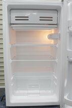 2019年製 IRIS OHYAMA アイリスオーヤマ 冷蔵庫（93L・右開き）1ドア ホワイト KRJD-9GA-W_画像7