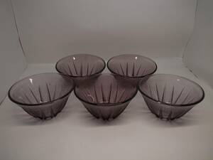 [ postage included ] Showa Retro glass made eggplant color bowl plate 5 point set 