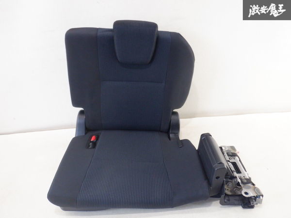 2023年最新】ヤフオク! -ヴォクシー サードシートの中古品・新品・未