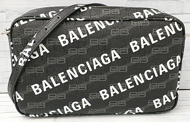ヤフオク! -「bb」(かばん、バッグ) (バレンシアガ)の落札相場・落札価格