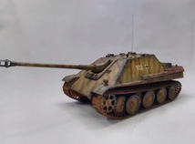 1/35 第二次世界大戦 ドイツ 駆逐戦車ヤークトパンサー 後期型 塗装済完成品_画像1