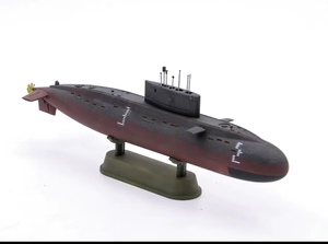 1/350 ロシア キーロ級 潜水艦 塗装済完成品