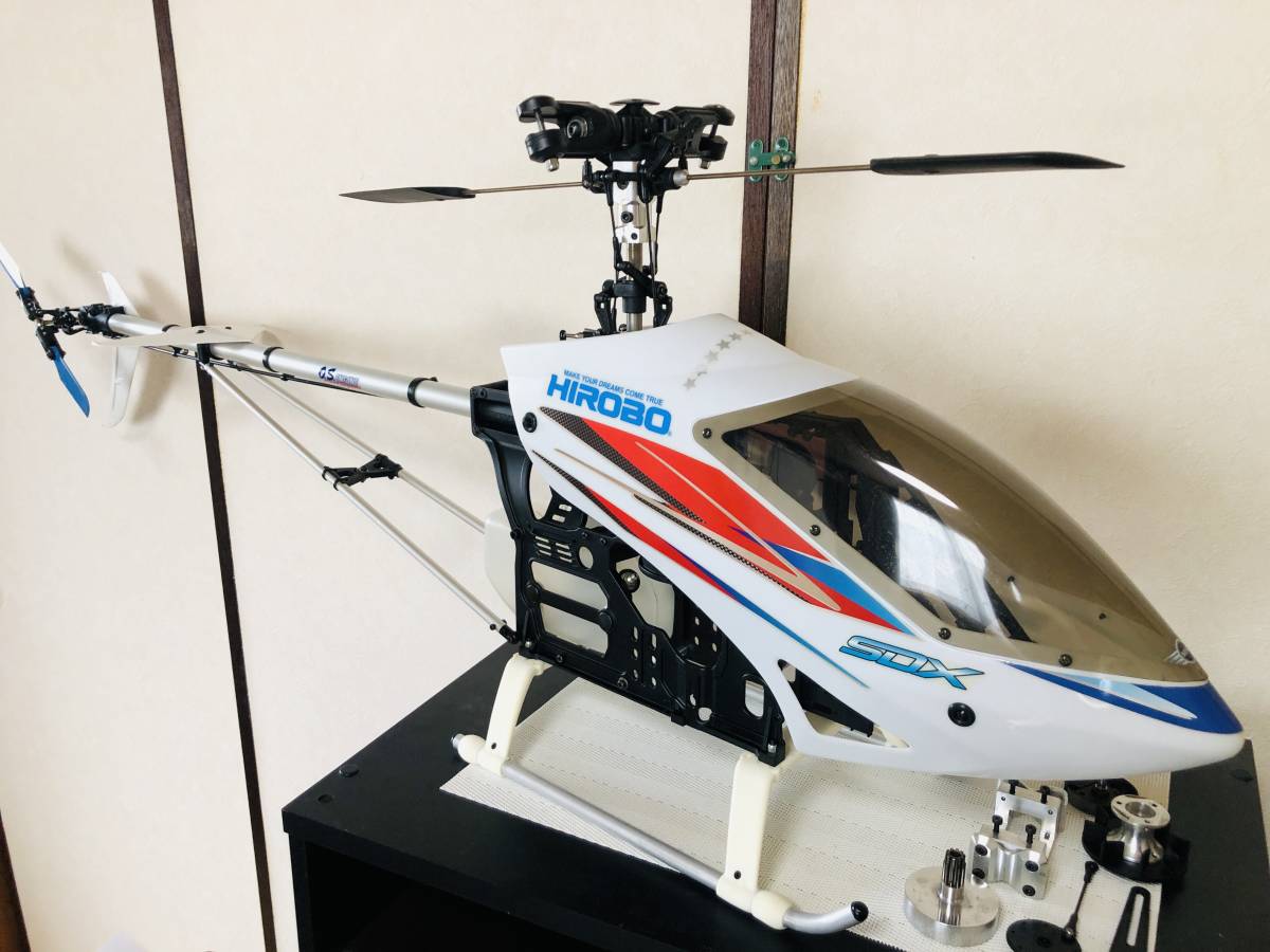 オープニング 大放出セール 引退品 ラジコン ヘリコプター 整備済み