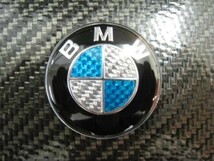 ●BMW ブルー/シルバーカーボンハンドルエンブレム/ステアリングバッチ/F22 F26 F80 F82 F84 F07 F10 F11 F30 F31 F32 F33 F34 F36 F25X3_画像3