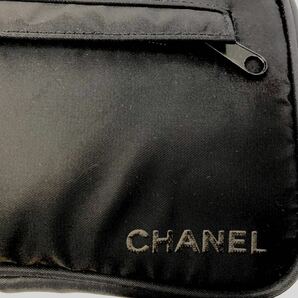 CHANEL シャネル ポーチ 美品 現品限り CHANEL香奈儿小包，漂亮，只有在目前情况下才有。