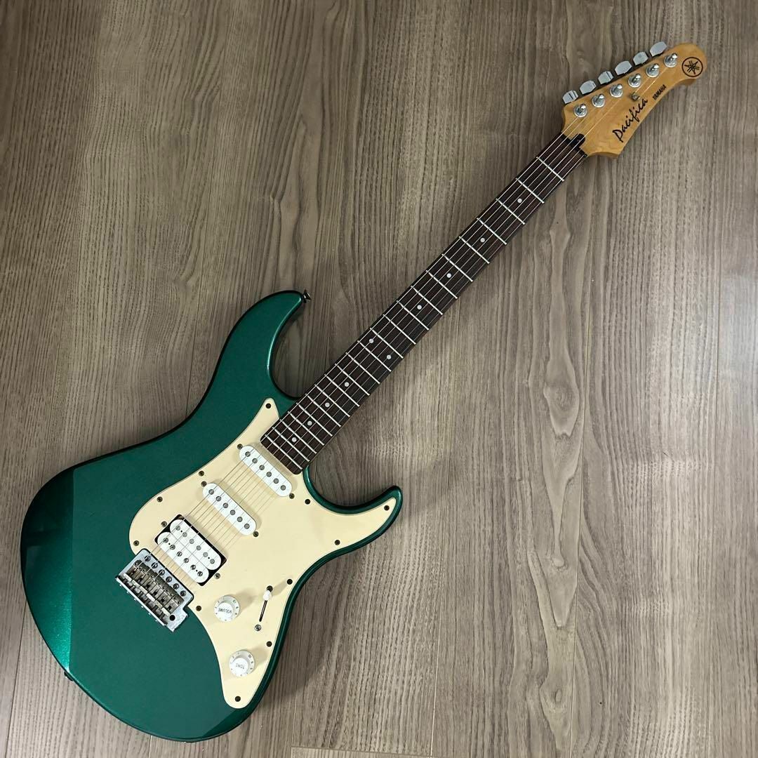珍しい 【5262】 YAMAHA ケース付 PAC112VMX PACIFICA エレキギター