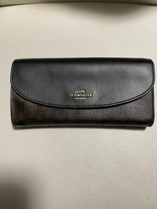 COACH 長財布 女性用 PVCレザー