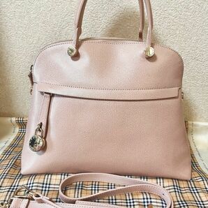 【最終価格】　FURLA フルラ パイパーM バッグ ピンクベージュ　チャーム　ショルダー付 2way レザーショルダーバッグ