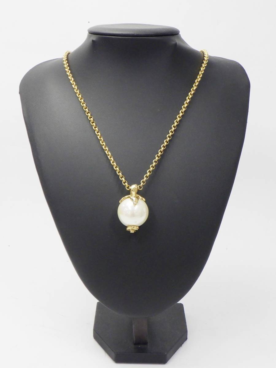 ヤフオク! -「イヴサンローラン ネックレス」の落札相場・落札価格